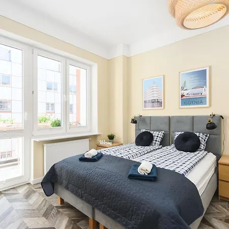 109 W Centrum Gdyni Prostywynajem Lägenhet *